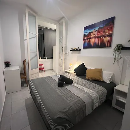 Ideal For Your In The Beautiful Of * Barcelona